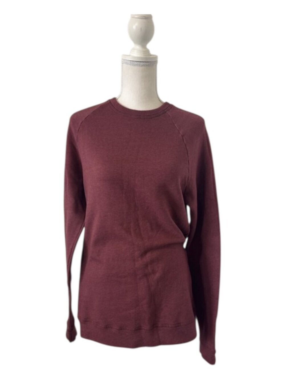 Myka Jaymes Sweatshirt Women’s Size Medium Crewneck in Maroon Athletic Comfort